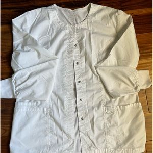 Cherokee scrub jacket size L white